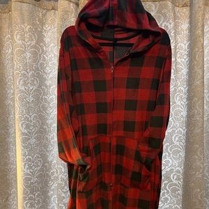 Torrid Sleep Buffalo Plaid Fleece Onesie. Size 3/4